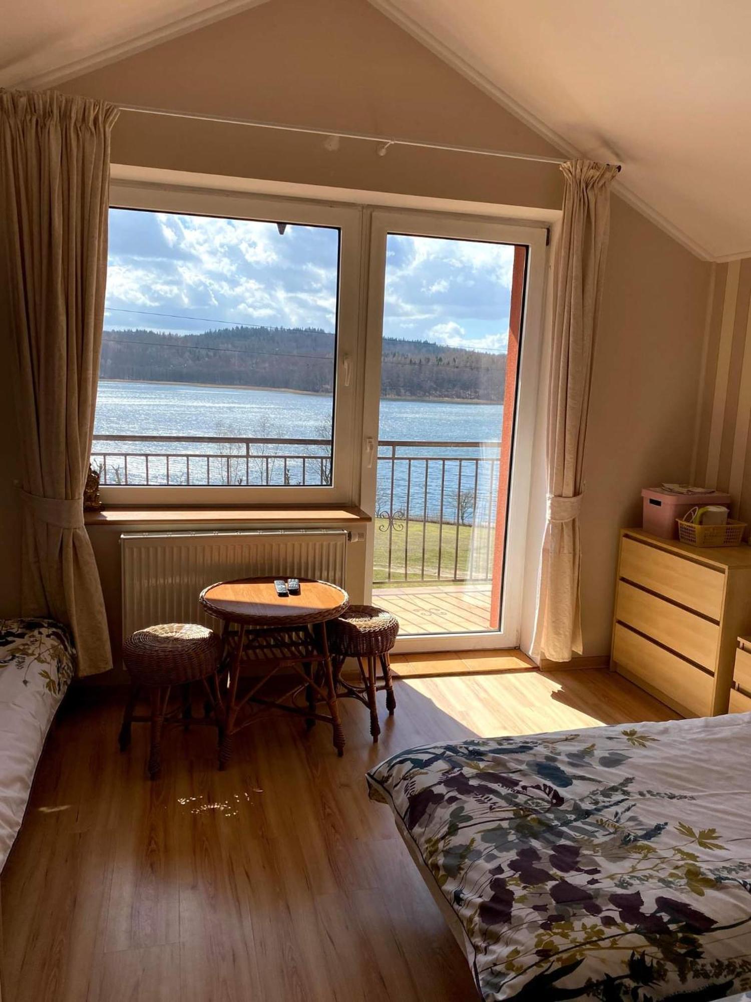 Pensjonat Nad Jeziorem Lakeside Brodnica Dolna Quarto foto
